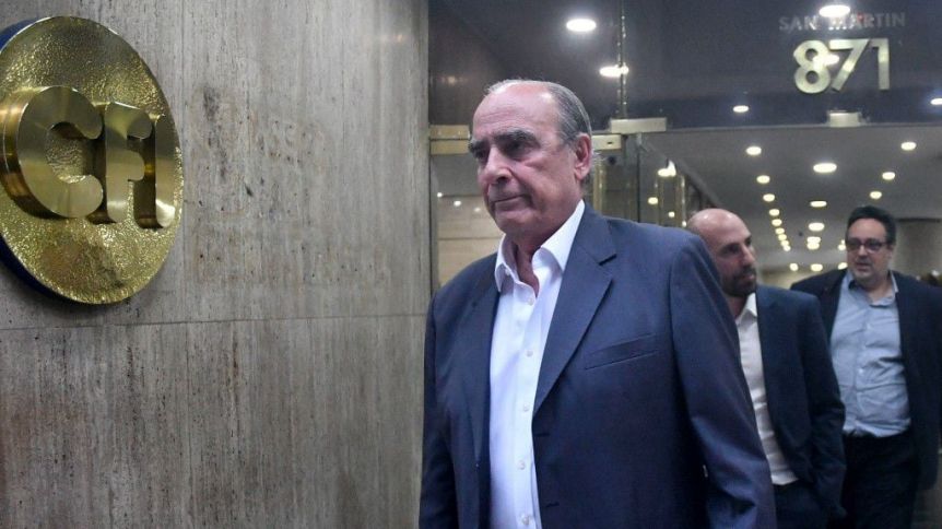 Negociaciones encaminadas: acordaron coparticipar el impuesto PAIS y destrabaron el tratamiento de la Ley Ómibus