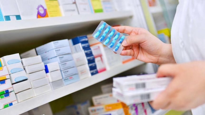 Farmacias en alerta y ventas a pique: cuáles son los insumos más afectados