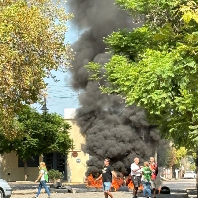 Areco: los municipales llevan diez días de paro en reclamo de mejoras salariales