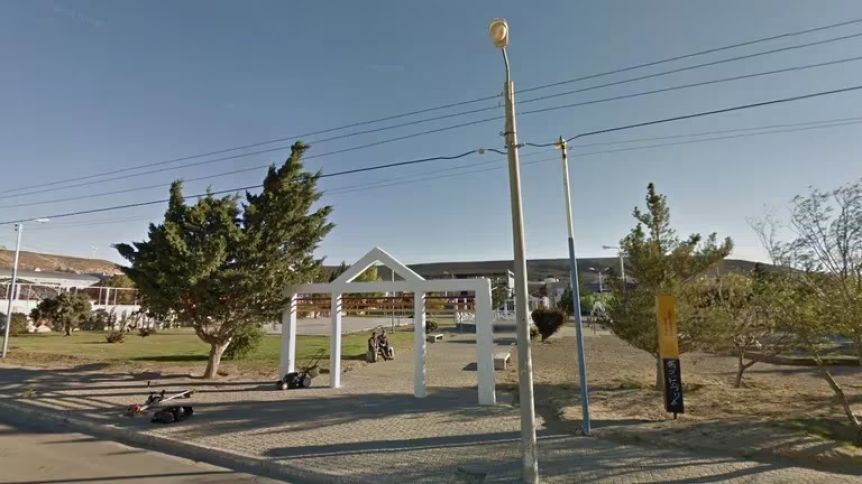 Un adolescente fue rociado con nafta y prendido fuego en Chubut