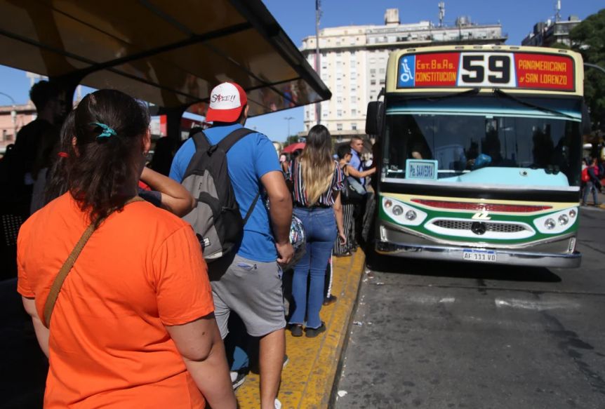Nación evalúa quitar también los subsidios al transporte en el AMBA