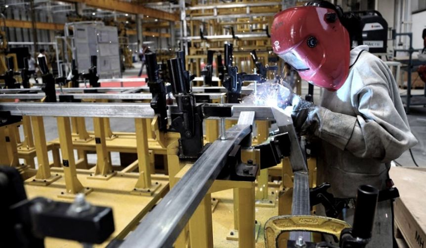 La industria pyme cayó un 30 por ciento en enero con respecto al mismo mes del 2023