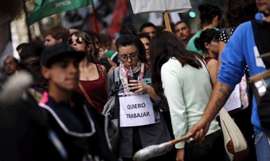 La profundidad de la crisis: pronostican la caída de 30 mil empleos registrados privados