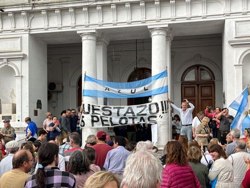 La Justicia le ordenó a Azul reducir a la mitad la tasa sobre inmuebles rurales
