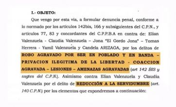 L-gante y Claudia Valenzuela, su mamá, fueron denunciados por robo y lesiones