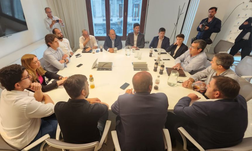 El ruego de los intendentes de la UCR a Martín Lousteau que no le va a gustar a Toto