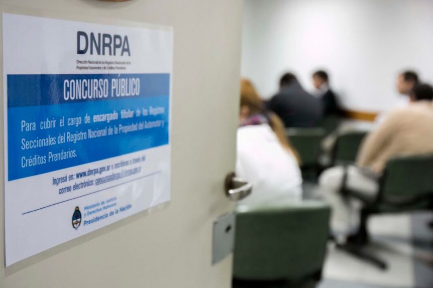 El gobierno dio marcha atrás con aumento que había autorizados en el registro automotor