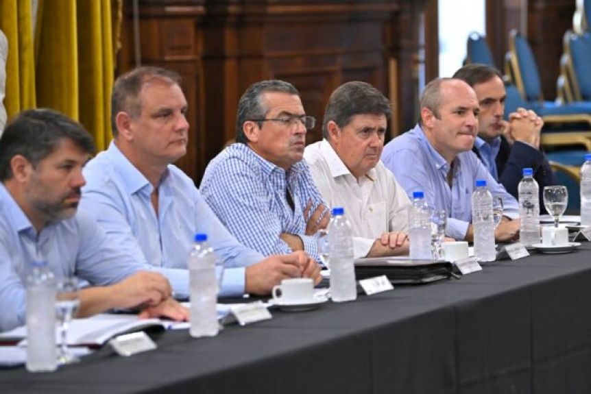 Los intendentes de la UCR llegan a La Plata para coordinar agenda con el abadismo