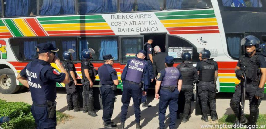 Incautan armas y detienen al jefe de la barra de Boca en la previa de la semifinal