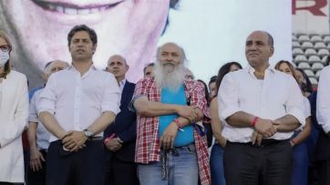 Gestión y política: los guiños mutuos entre Kicillof y el Movimiento Evita