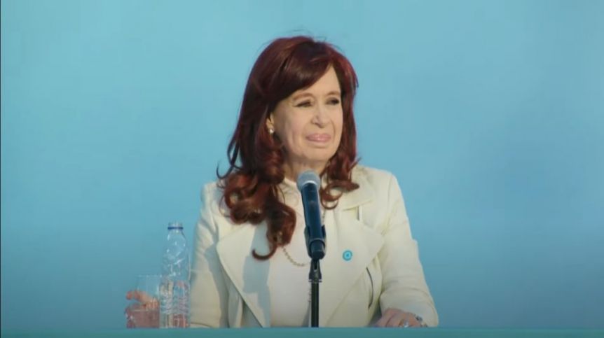 En medio de la interna, CFK volverá a la escena con un discurso en el Instituto Patria