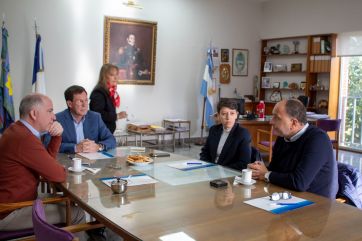 Intendentes firmaron acuerdo para la ampliación del Rio Quequén Salado