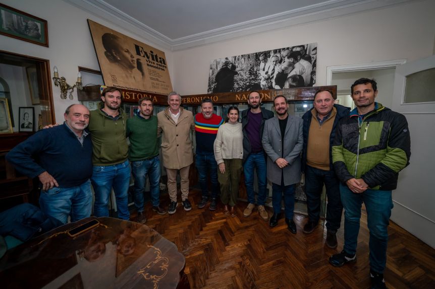 Marcaron posición: intendentes peronistas de la Primera reunidos contra el RIGI y la Ley Bases