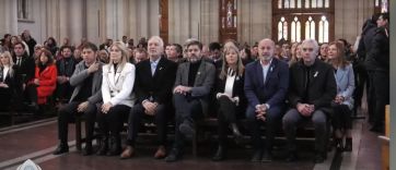 Junto a Kicillof, Mestre pidió “cultivar el diálogo para el crecimiento de la Patria”