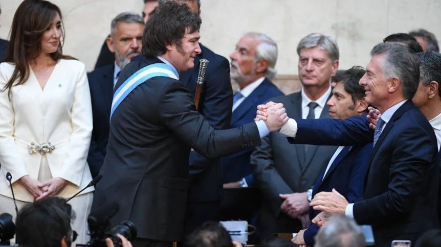 En medio de una feroz interna, Macri respaldó a Milei y presionó al Senado por la Ley Bases
