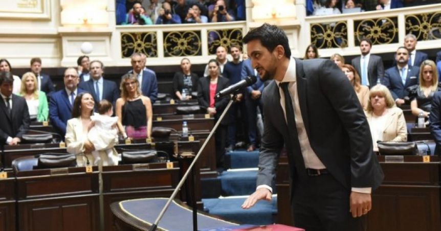 Siguen los coletazos por el escándalo de los alimentos: Esper rompió con el bloque libertario