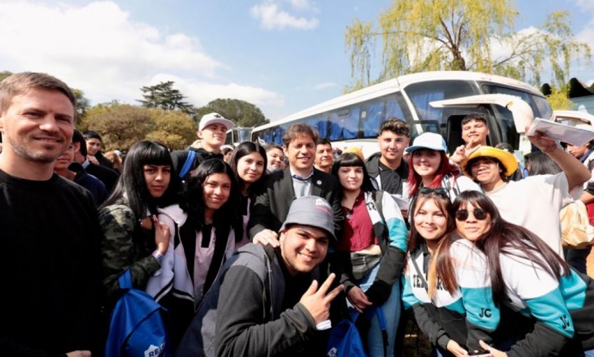 Por falta de presupuesto, suspendieron los viajes de fin de curso para estudiantes secundarios que financiaba la provincia