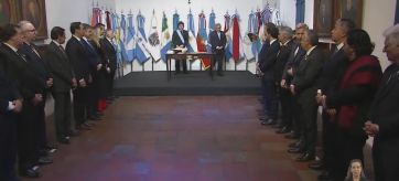 Llegó el día: Javier Milei y los gobernadores firmaron el 