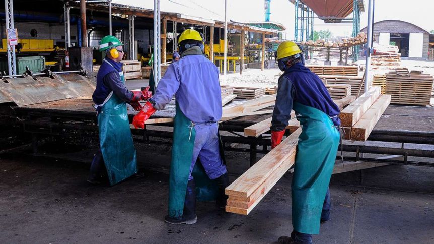 El Gobierno reglamentó la figura del trabajador independiente con colaboradores