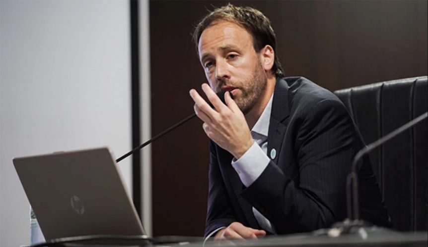 El compromiso de la deuda, un escollo más en el camino de espinas