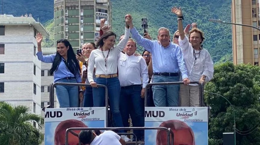 Tras la marcha opositoria, ordenaron la detención de Machado