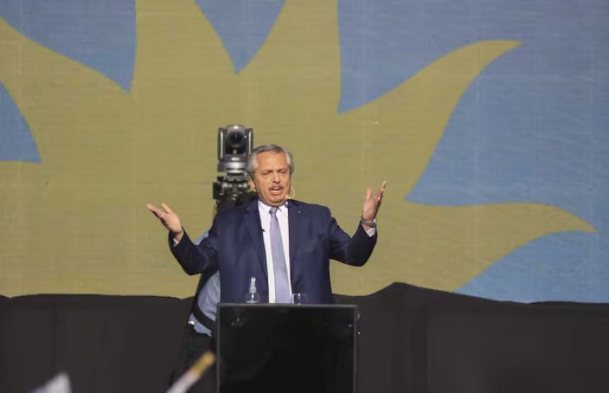 Dimisión y escándalo: la semana negra de Alberto Fernandez que salpica al peronismo