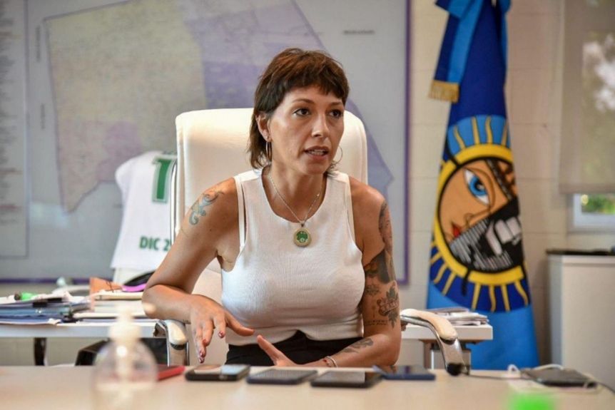 “Mediocre, vago, violento y una basura”: Mayra Mendoza fustigó a Alberto Fernandez