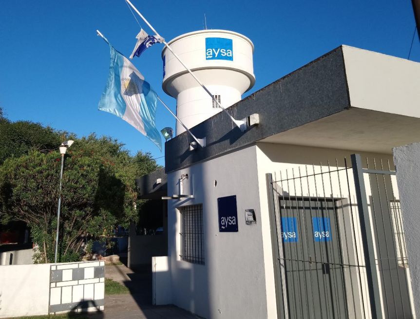 AySA continúa con su modelo de “nueva atención” y cerró su tercer oficina en la Provincia