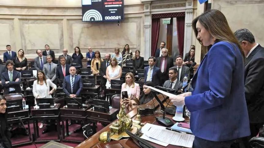 Luego de la polémica, los senadores recularán con el aumento de sus dietas