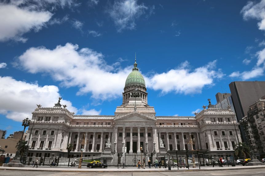 Milei se mete de lleno en la batalla judicial y quiere a Lijo en la Corte Suprema