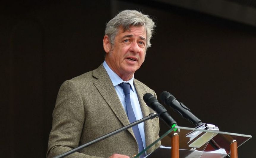 Atentado: enviaron dos paquetes con explosivos y la secretaria del presidente de la Sociedad Rural resultó herida