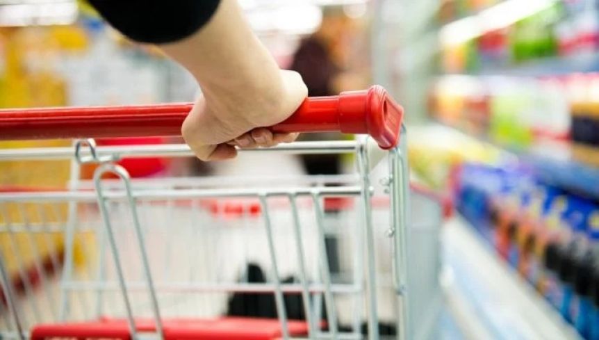 Match haciendo las compras: la curiosa estrategia de una cadena de supermercados
