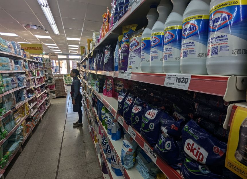 La inflación no cesa y el Gobierno nacional le prende velas al Indec