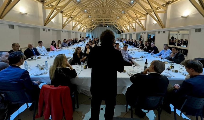 Milei tuvo su fiesta de Olivos con diputados tras el veto del aumento a jubilados