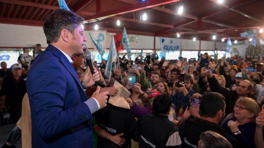 En medio de los ataques de Nación, Kicillof dará una clase pública en la Universidad de las Madres