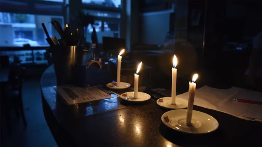 El Gobierno advierte que podría haber cortes de luz programados en verano