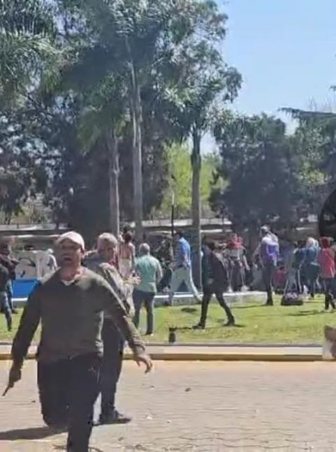 Un reclamo gremial terminó con corridas, disparos y heridos en el Hipódromo