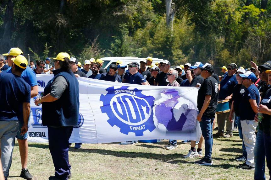 Tras fracasar la negociación paritaria, la UOM lanzó un paro en plantas de Techint y Acindar