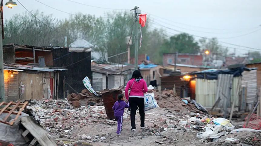 Pobreza e indigencia impactan con más crueldad en el GBA y las grandes ciudades