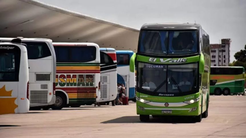 El gobierno anunció la desregulación del transporte automotor de media y larga distancia