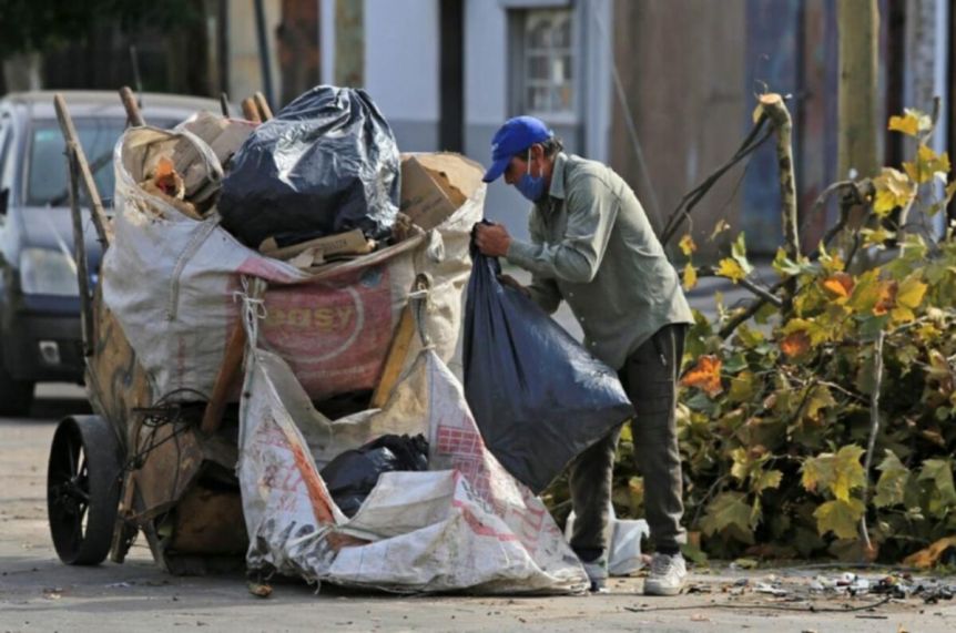 Preocupaciones argentinas: baja la inflación, sube la incertidumbre por la pobreza