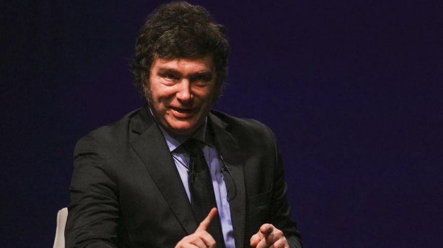 “Inútiles e ignorantes”: Milei dijo que Cristina y Kicillof le costaron a la Argentina USD 41 mil millones
