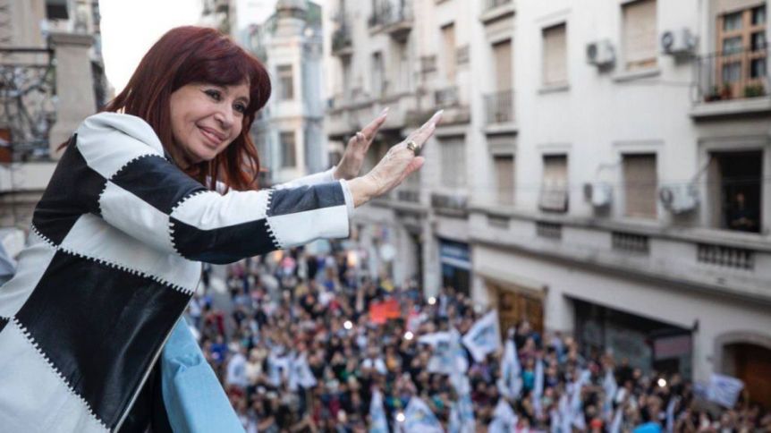 Con boleta definida, intendentes llevan la mesa Cristina presidenta a los distritos