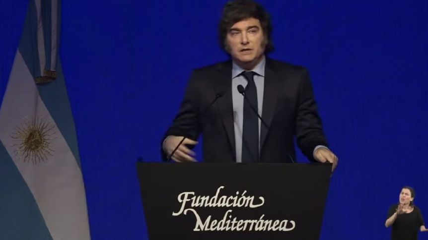 Milei dijo que Alfonsín impulsó un golpe de estado y el radicalismo lo fulminó