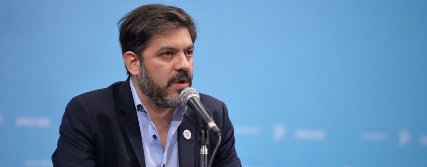 Bianco puso paños fríos a la interna con La Cámpora y cruzó a legisladores del PRO