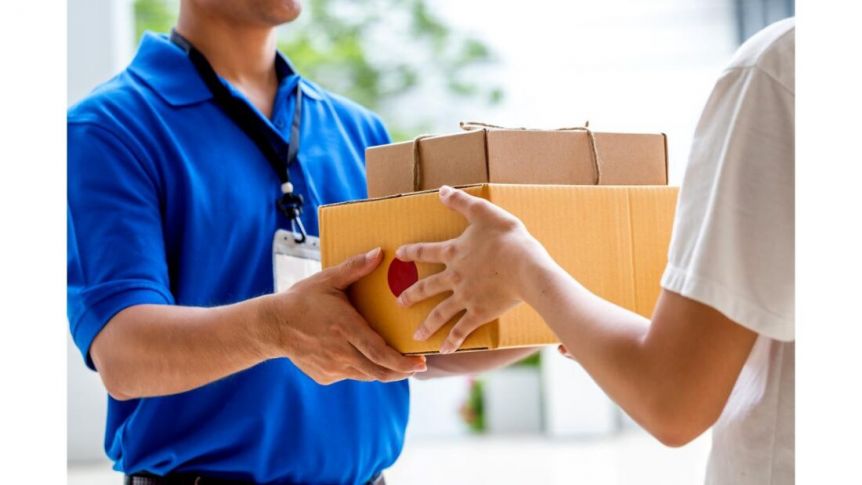 Economía: las compras en el exterior estarán exentas de varios impuestos