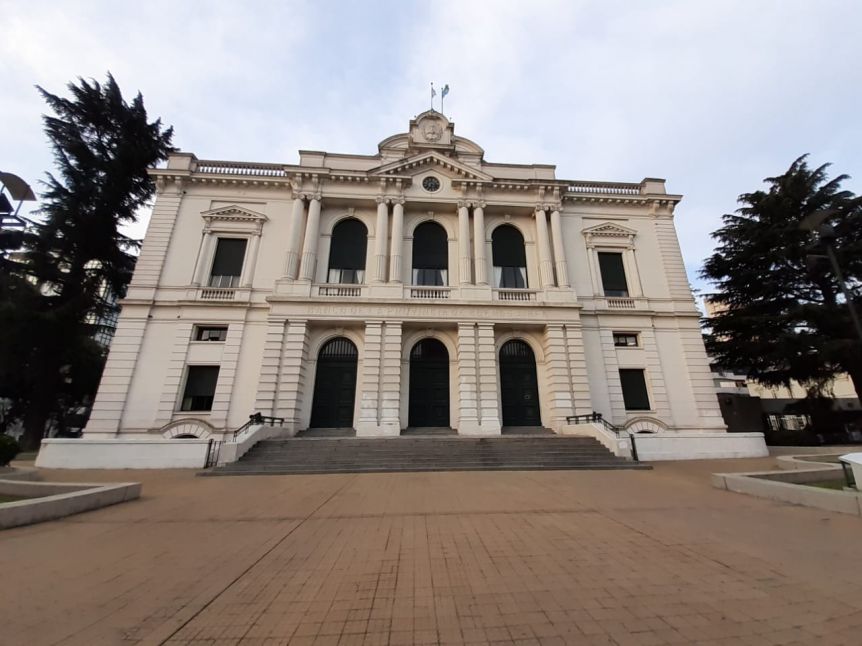 Provincia dio el OK e incluyó a La Plata en el nuevo esquema de horario bancario
