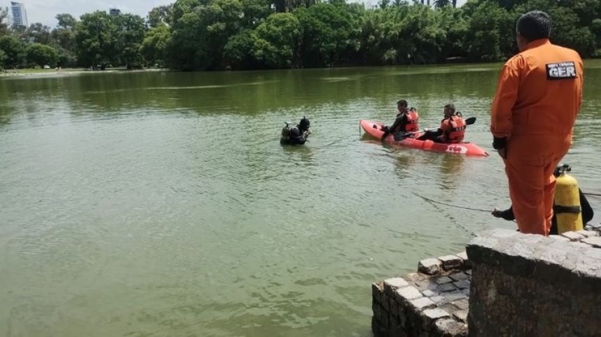 Hallaron muerto al hombre que se metió a nadar a los lagos de Palermo
