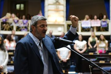Festeja el Ejecutivo: Diputados dio media sanción a la empresa de Medicamentos