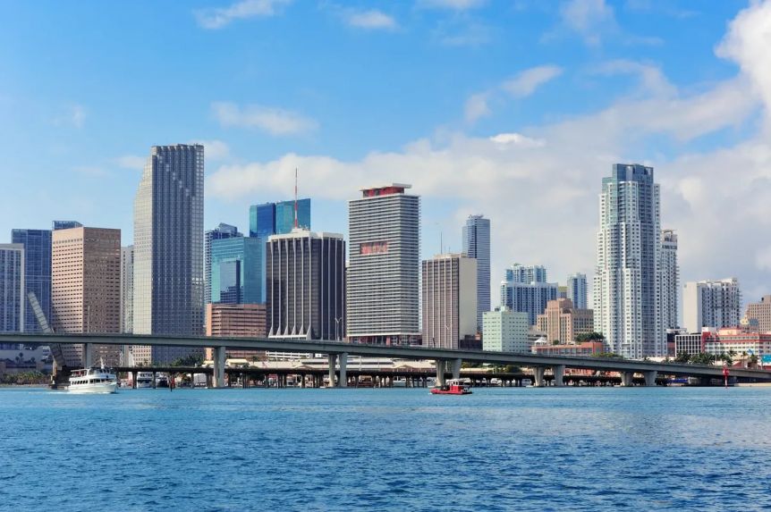 Preocupación en Estados Unidos por el hundimiento de hoteles y condominios